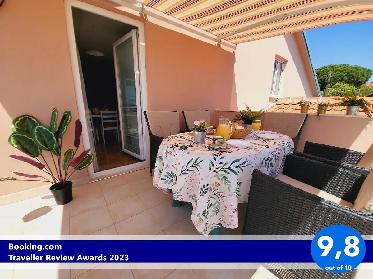 Apartment Beverly Kozino - By The Sea With Free Parking Kroatien